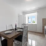 Viki Apartman